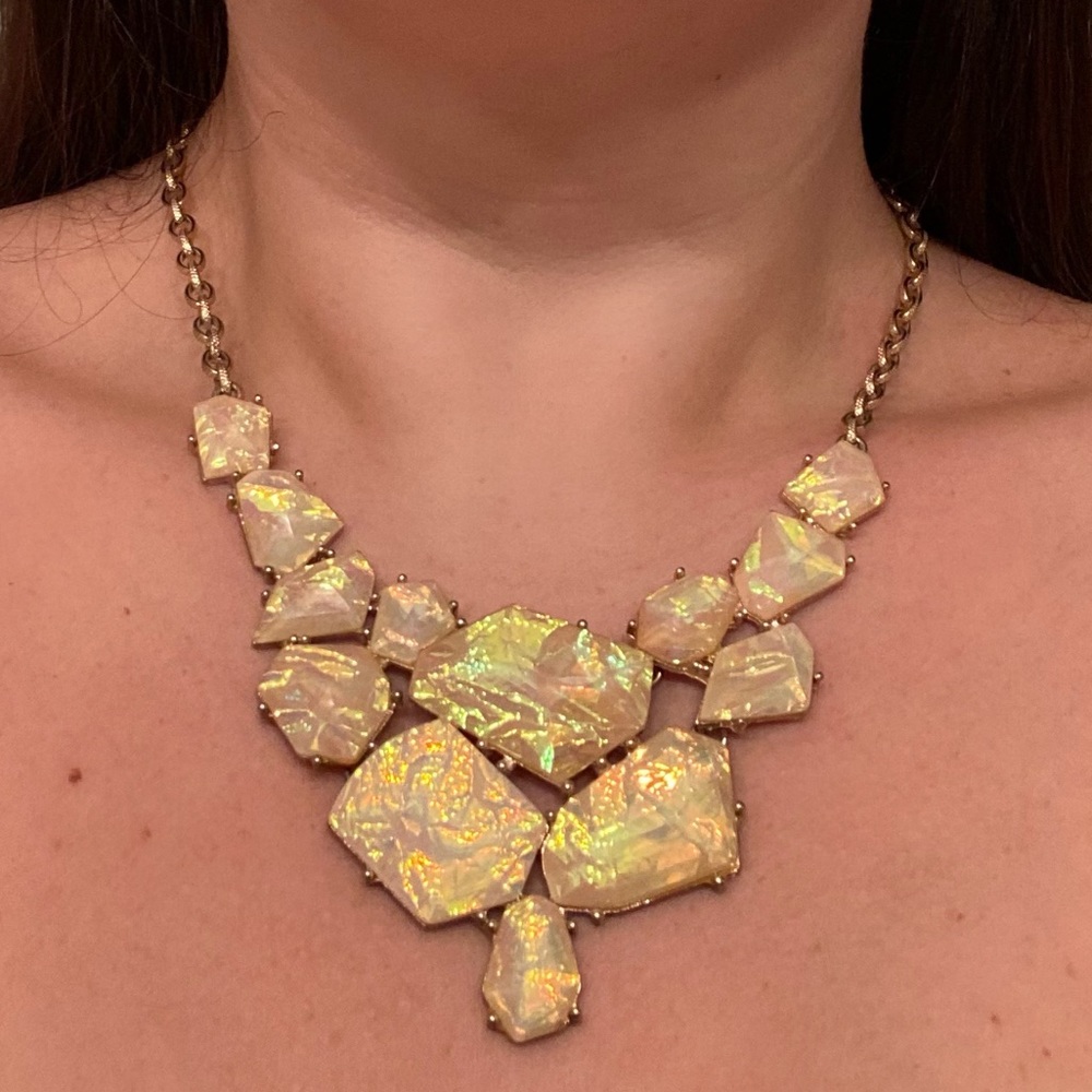 Light pink/peach iridescent statement necklace